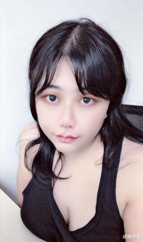 爆料主播素颜视频,揭秘网络红人的真实面貌 第2张 爆料主播素颜视频,揭秘网络红人的真实面貌 第2张